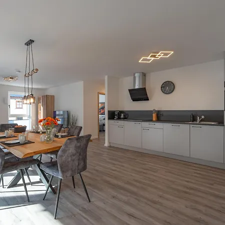 BPS Apartment#10 Design Comfort - Modernes Apartment mit hochwertigem Wohngefühl *
